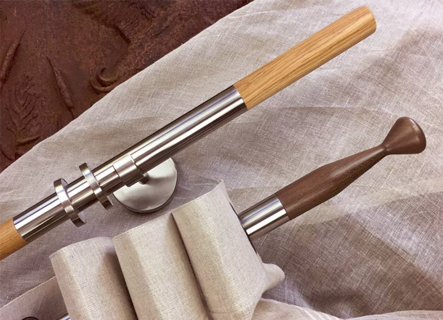 tringle_rideaux_essentiel_quebec_ottwa_870x630 Barra de cortina Essentiel Nat barnizada y Smoke