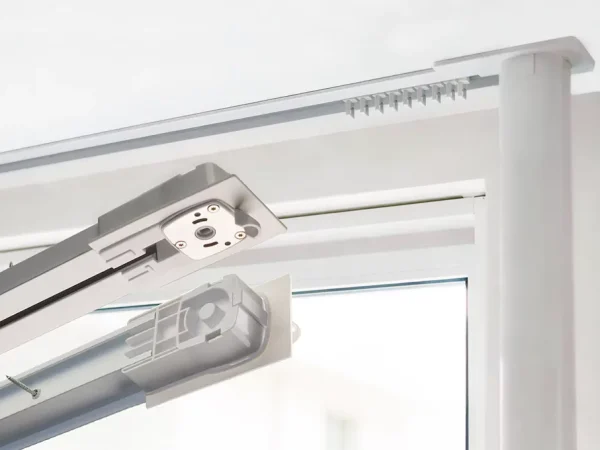 Tech-Plaf-M recessed motorised curtain track